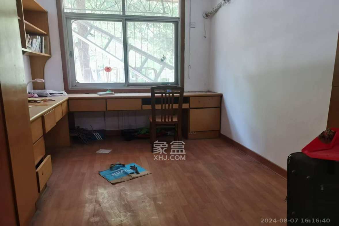中建五局信和苑三区  3室2厅1卫   1600.00元/月室内图