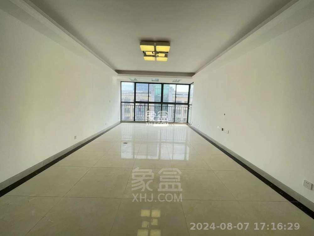 明峰银座  3室2厅2卫    2000.0元/月室内图