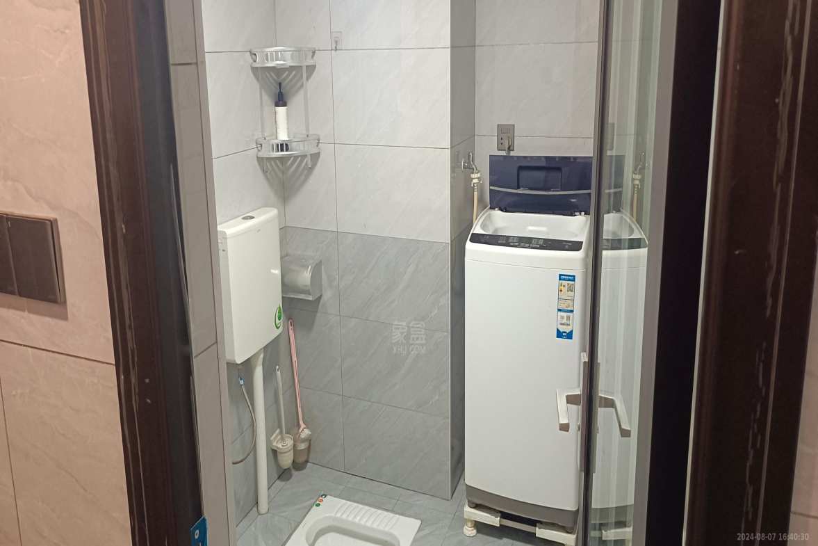 米兰公馆  1室1厅1卫    1500.0元/月室内图