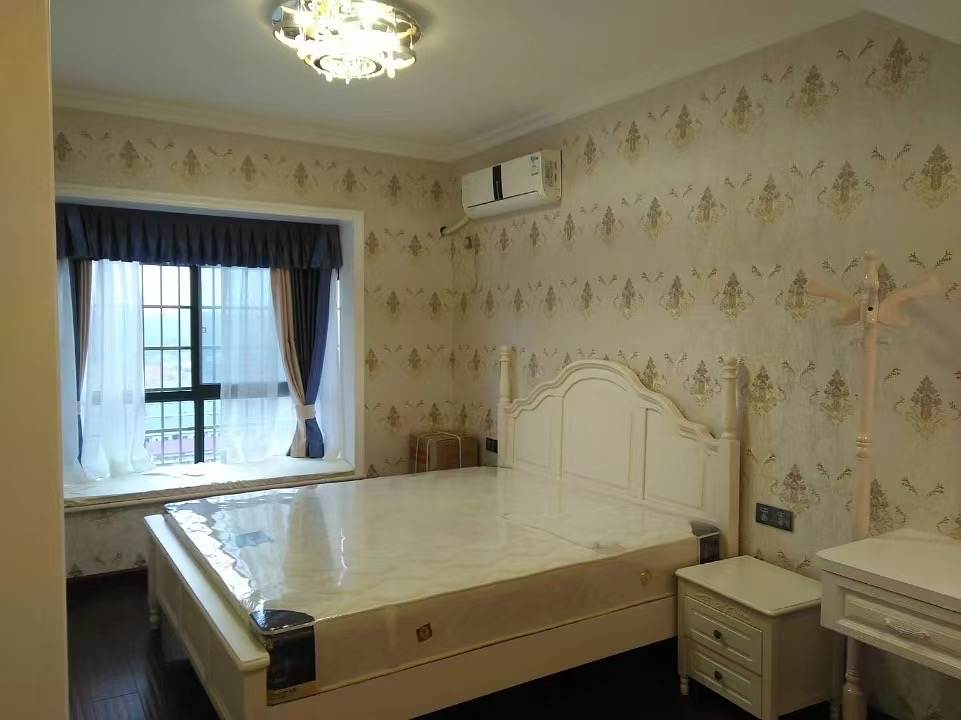 株山国际世家 3室0厅0卫 69.8万 株山国际世家 3室0厅0卫 69.8万客厅