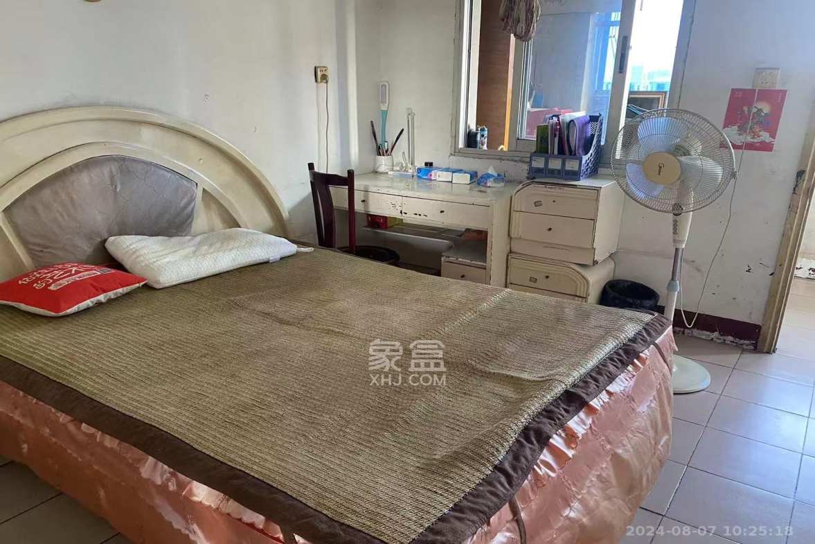 德雅村湘涂宿舍 2室2厅1卫 1100.0元/月 德雅村湘涂宿舍 2室2厅1卫 1100.0元/月室内图