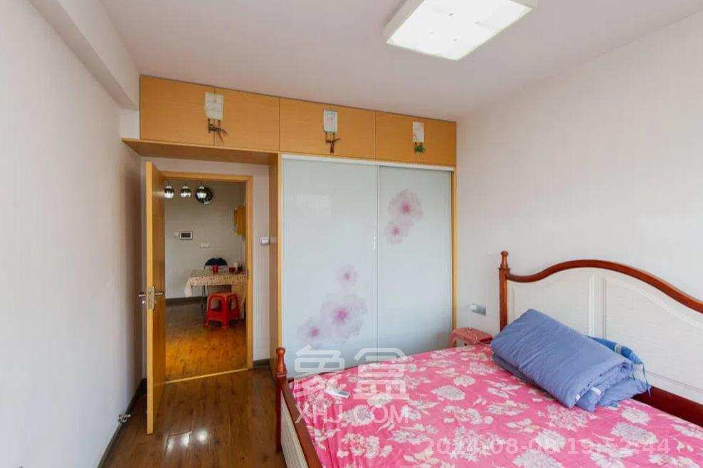 优山美地  2室2厅1卫   2300.00元/月室内图