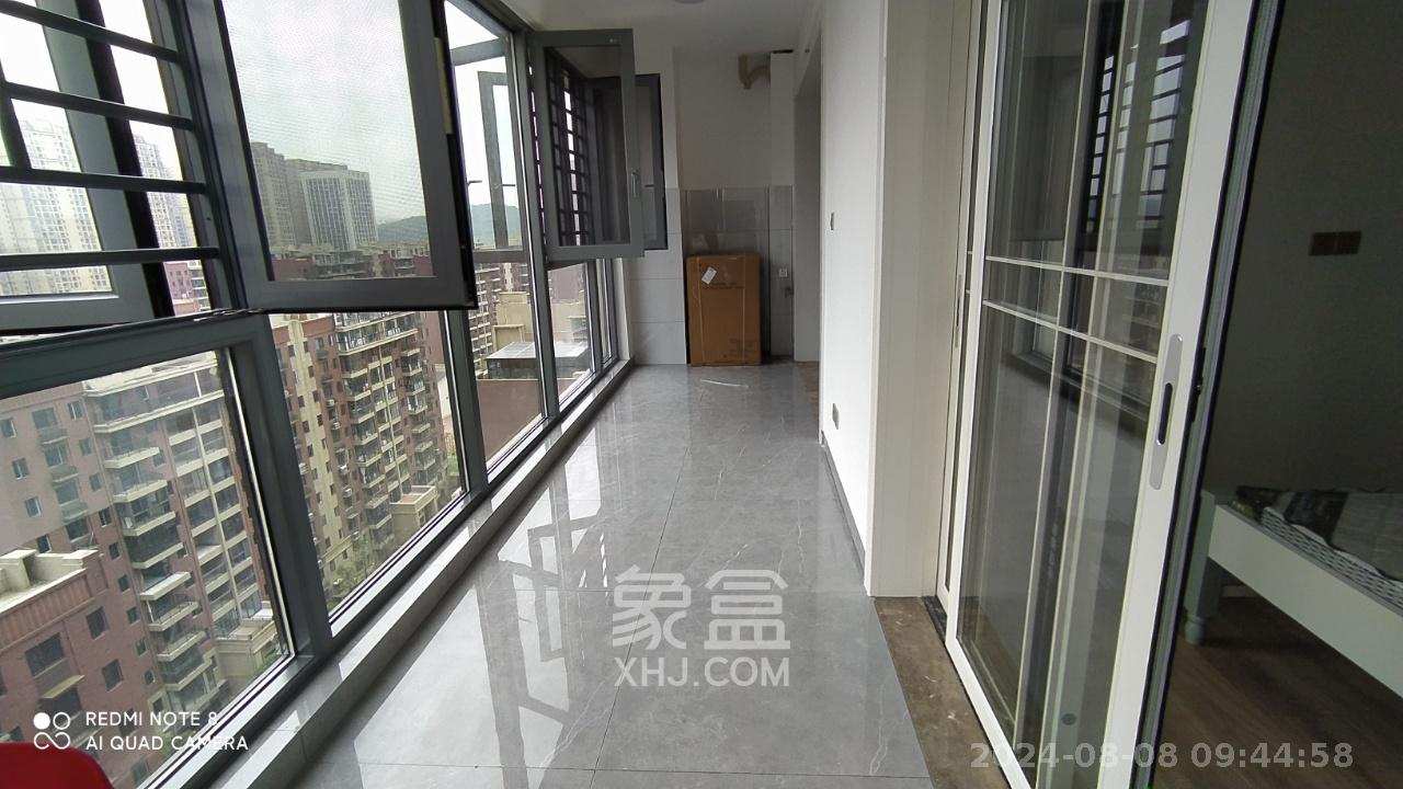 新华联梦想城  3室2厅1卫    2100.0元/月室内图