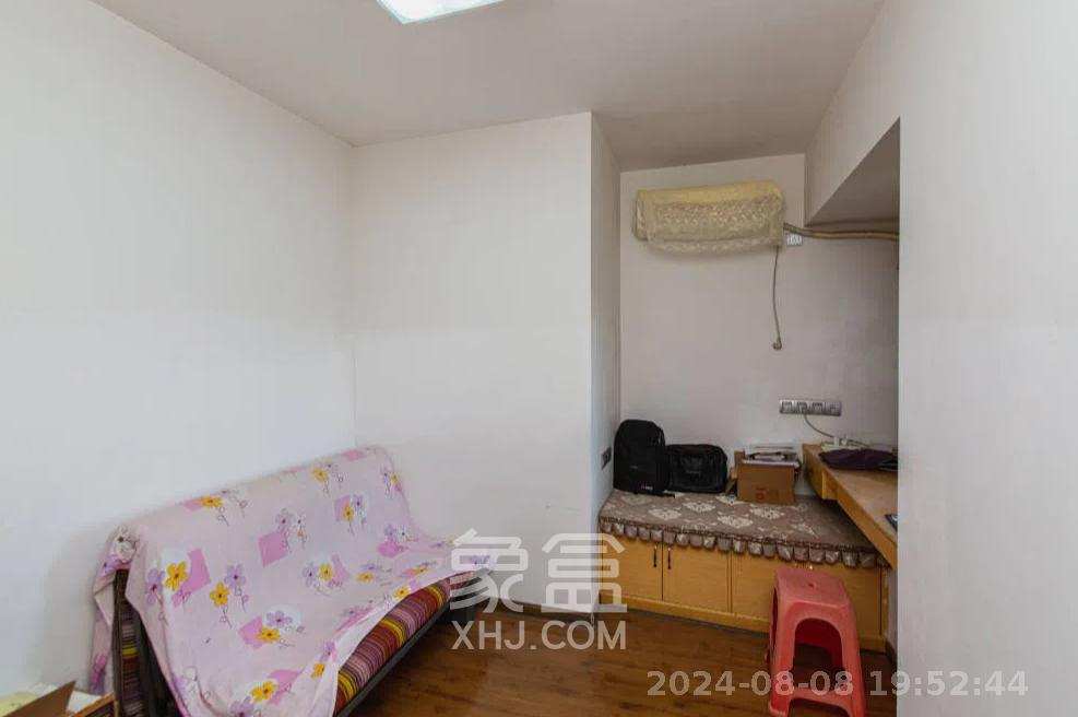 优山美地  2室2厅1卫   2300.00元/月室内图