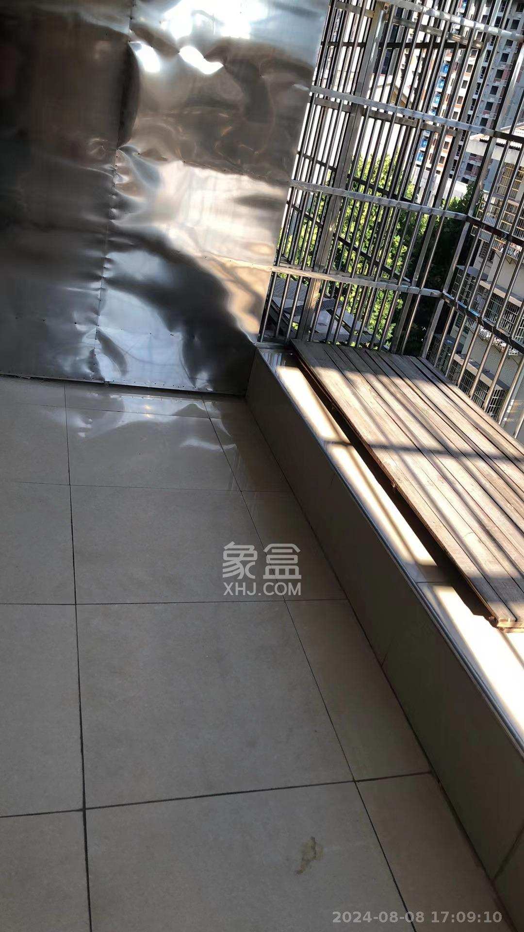 高桥社区高福星小区  3室1厅1卫    1800.0元/月 高桥社区高福星小区  3室1厅1卫    1800.0元/月室内图