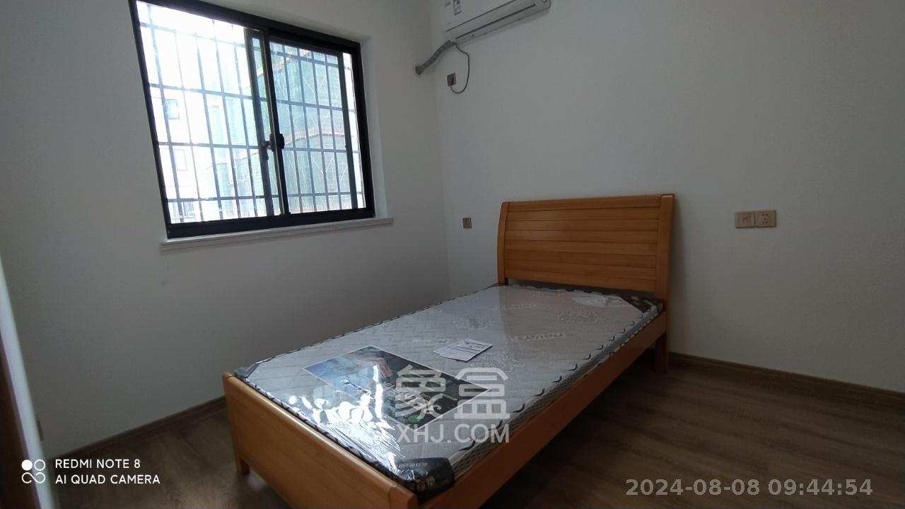 新华联梦想城  3室2厅1卫    2100.0元/月室内图