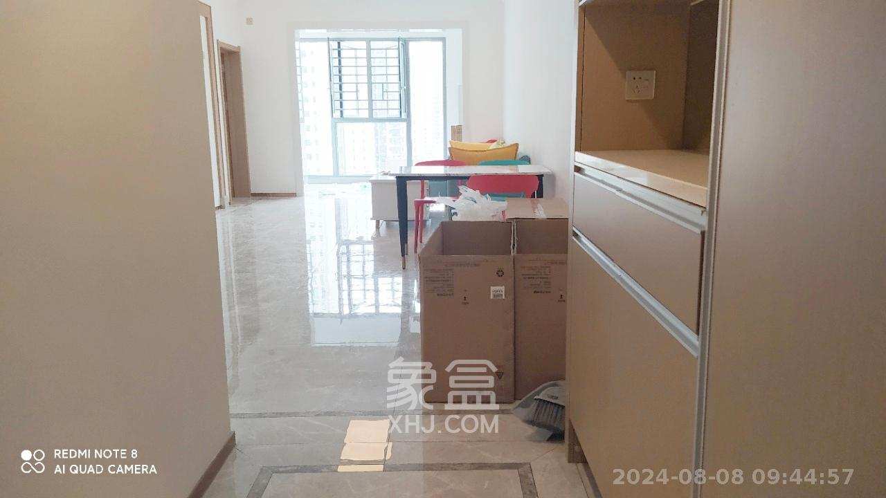 新华联梦想城  3室2厅1卫    2100.0元/月室内图