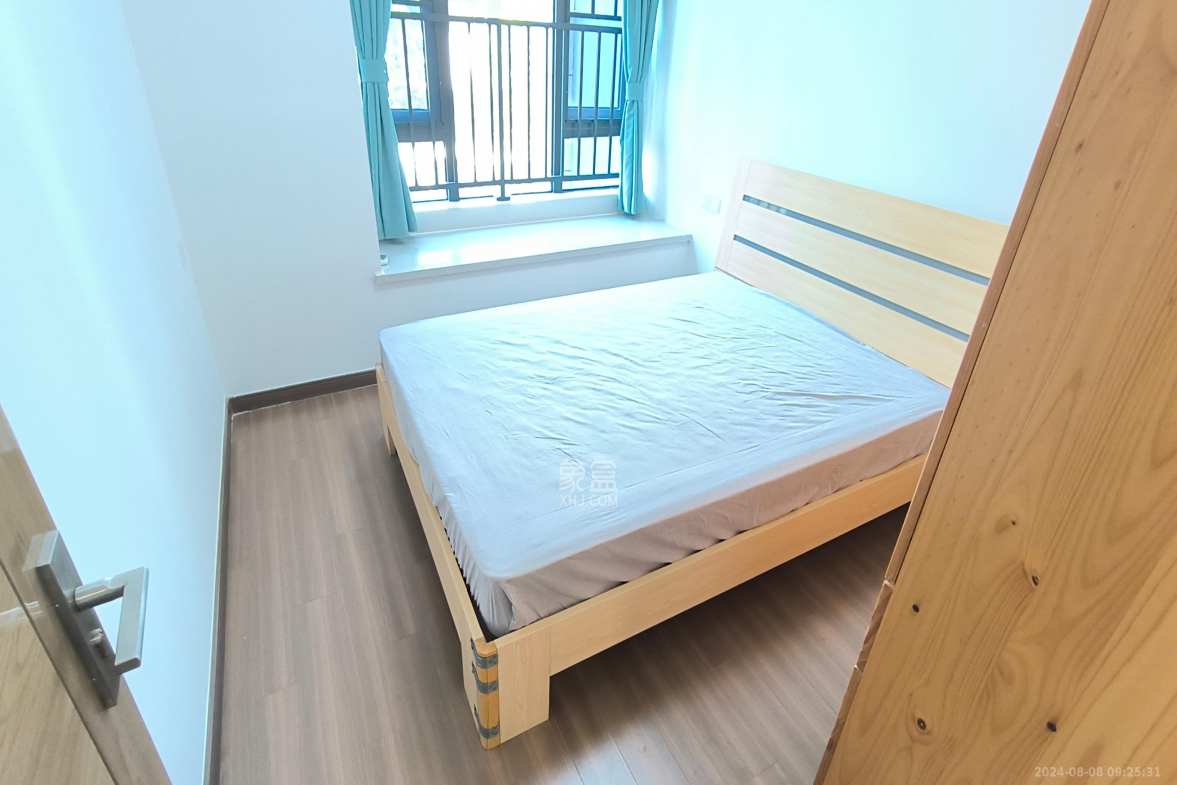 保利天汇  4室2厅2卫   3800.00元/月室内图