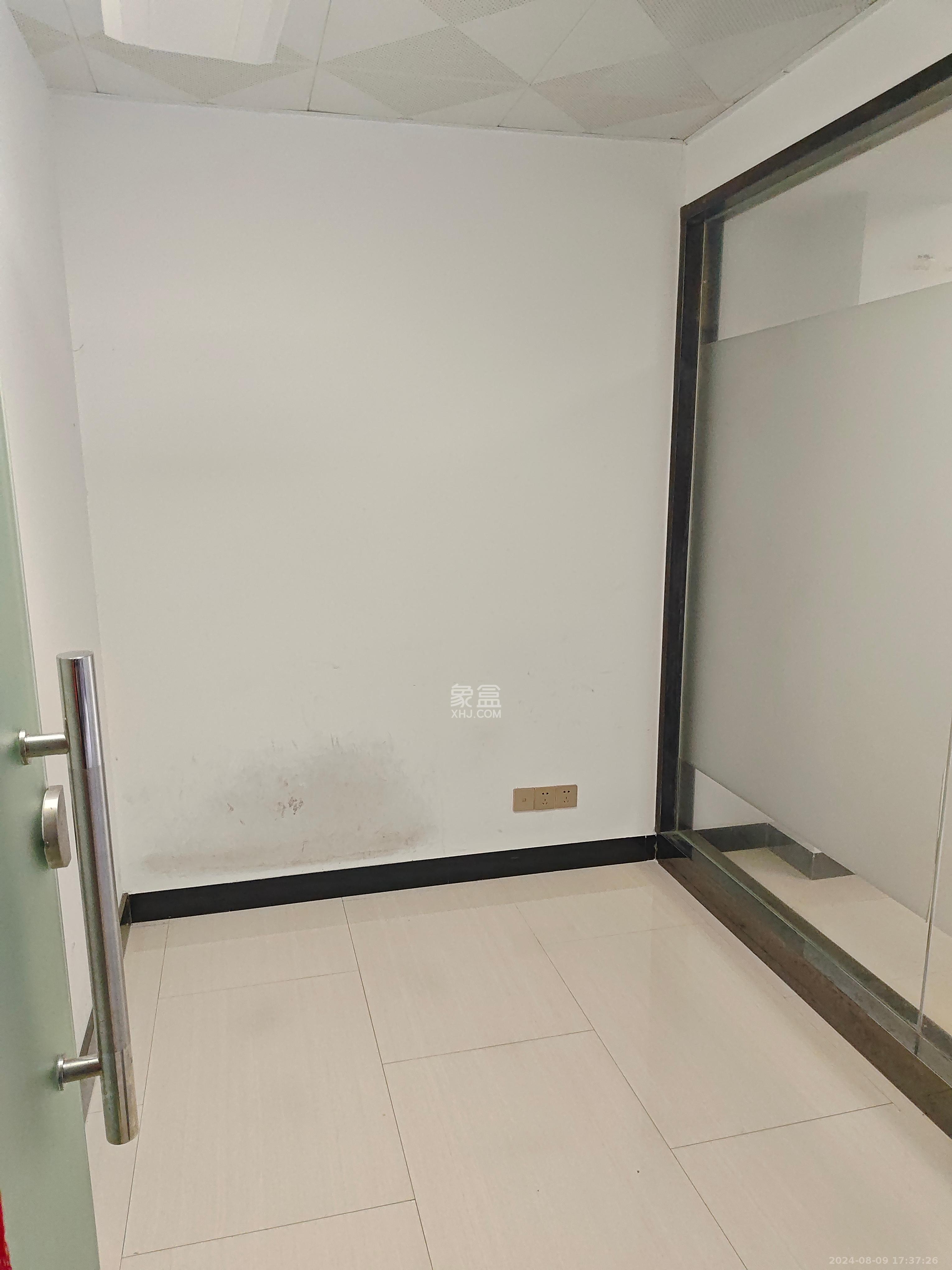 达美D6区   90.0㎡     6000.00元/月