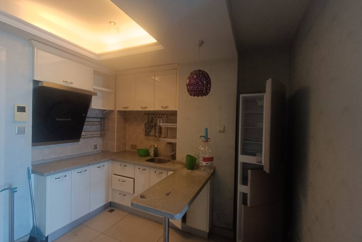 万豪城市花园  1室1厅1卫    1300.0元/月室内图