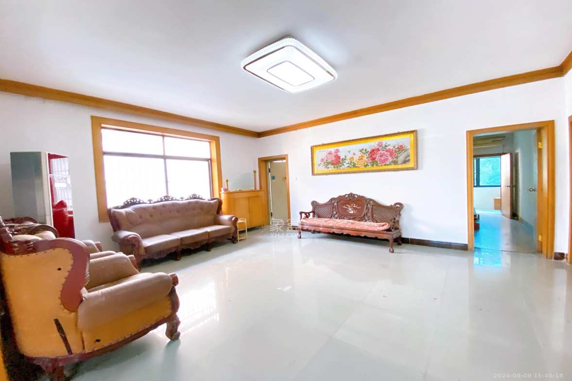 便河边人大宿舍（长沙市人大常委会家属区）  3室1厅1卫   3500.00元/月室内图