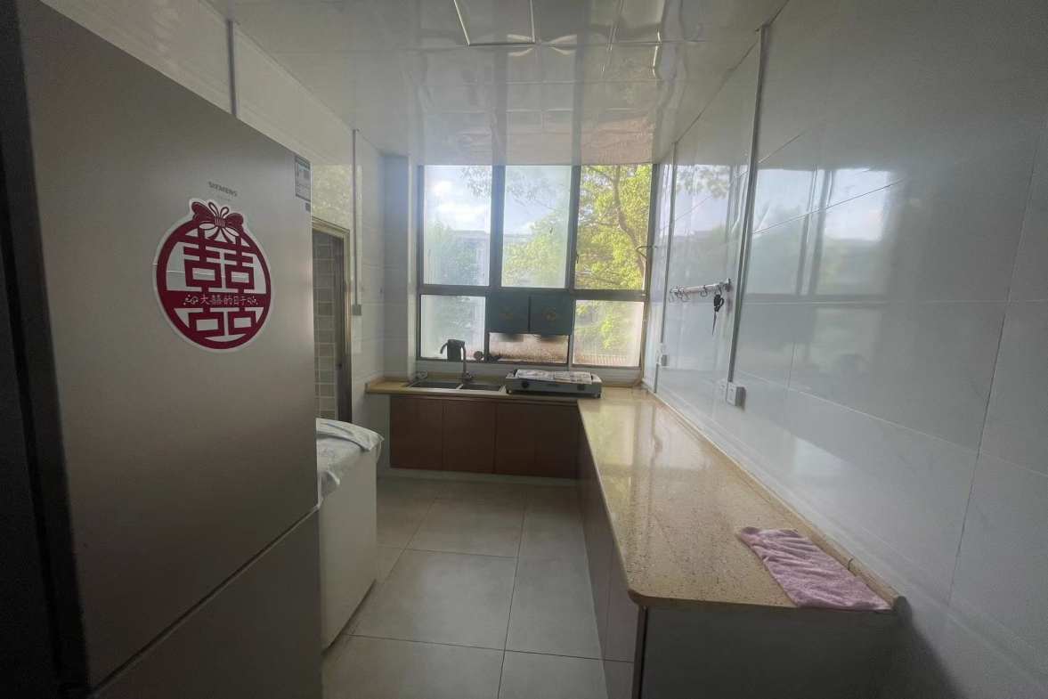 市委党校 3室2厅1卫 1200.0元/月 市委党校 3室2厅1卫 1200.0元/月室内图