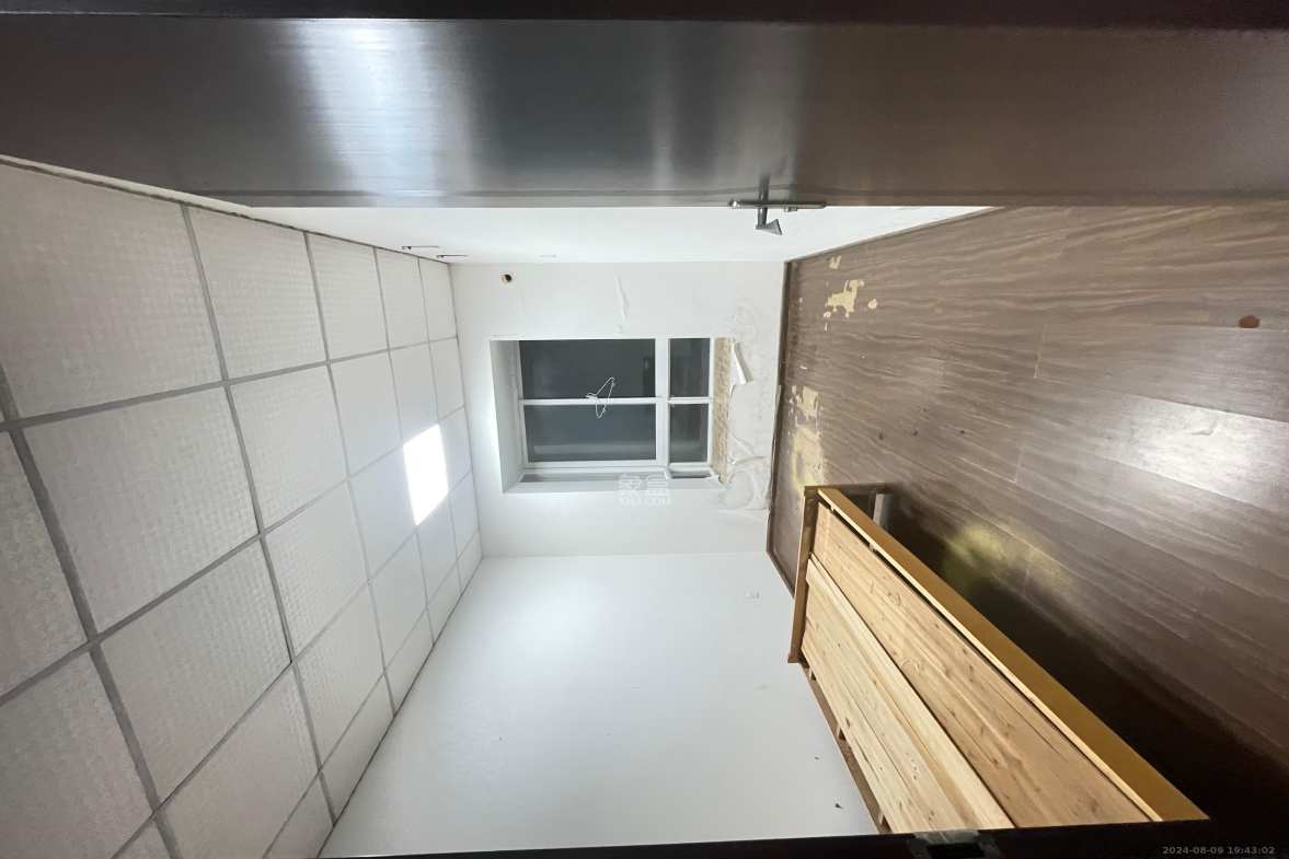 东门壹号家园  4室2厅2卫   2600.00元/月室内图1