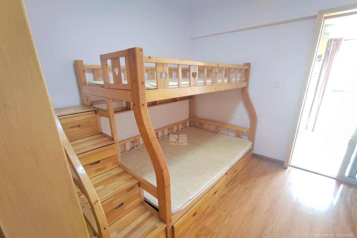 爵士湘  1室1厅1卫   1100.00元/月室内图