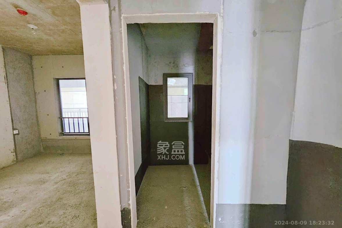 半山壹号  3室2厅1卫   1000.00元/月室内图1