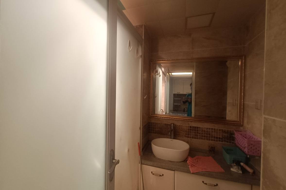 万豪城市花园  1室1厅1卫    1300.0元/月室内图