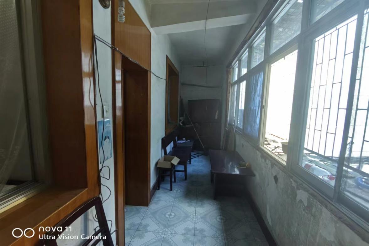 建设银行关节脑家属楼  2室1厅1卫    550.0元/月室内图