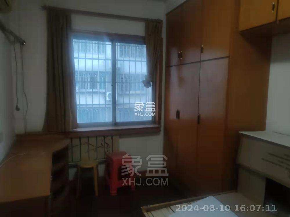 滨江一村  4室2厅1卫   1500.00元/月室内图