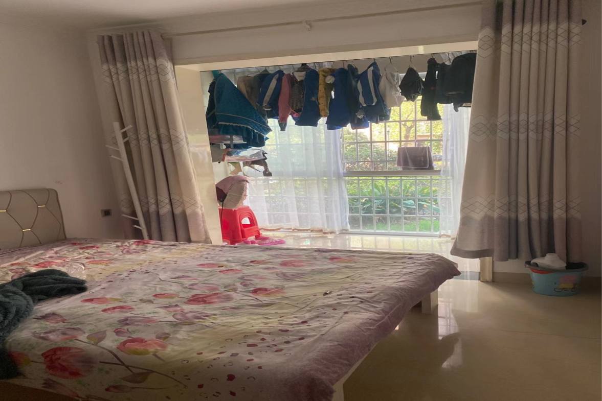 星海名都  2室1厅1卫    1400.0元/月室内图