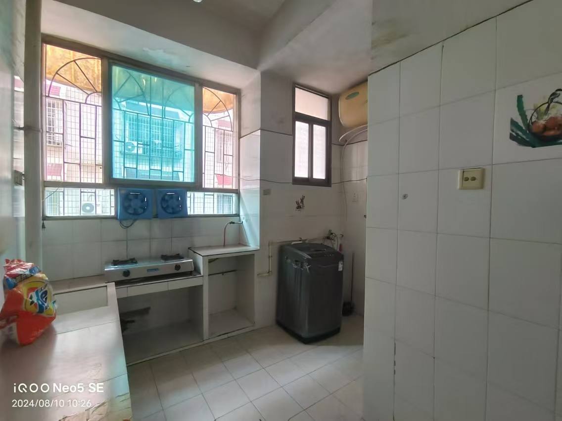 王家小区 2室1厅1卫 800.0元/月 王家小区 2室1厅1卫 800.0元/月室内图