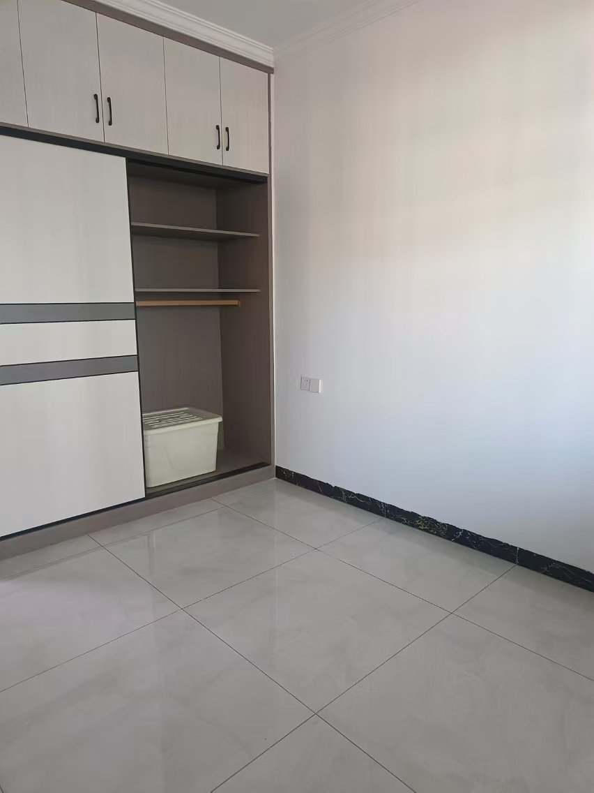 高溪花园  2室1厅1卫    26.8万 高溪花园  2室1厅1卫    26.8万室内图