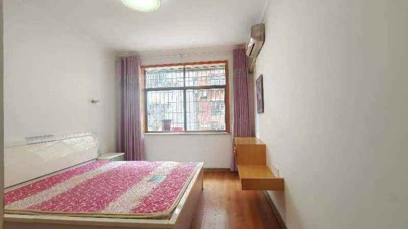 仁和小区 3室2厅1卫 1200.0元/月 仁和小区 3室2厅1卫 1200.0元/月室内图