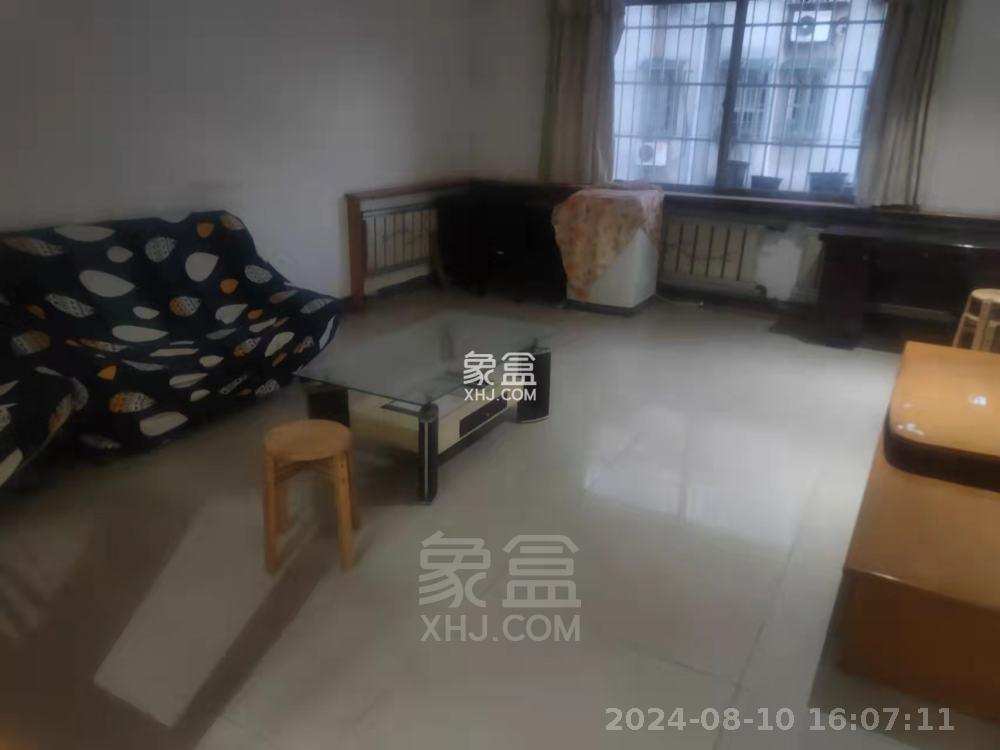 滨江一村  4室2厅1卫   1500.00元/月室内图