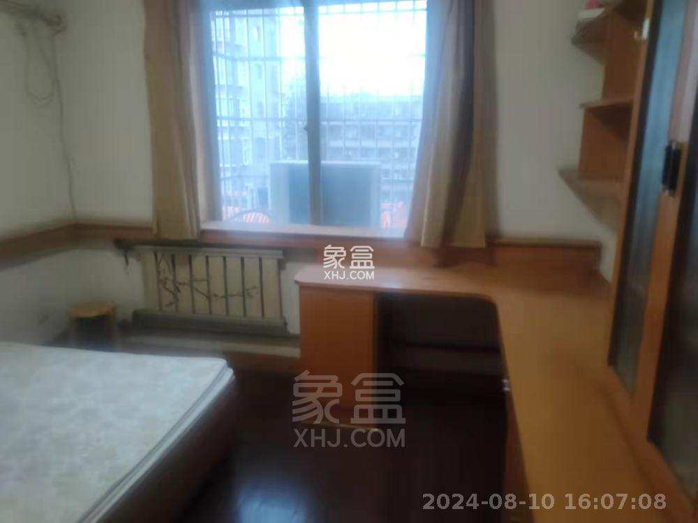 滨江一村  4室2厅1卫   1500.00元/月室内图