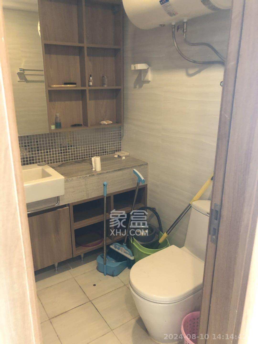 恒大翡翠华庭  1室1厅1卫    1400.0元/月室内图