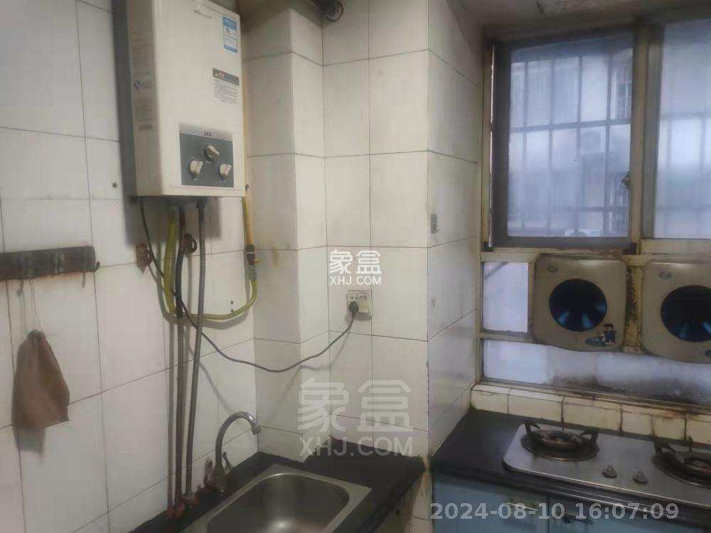 滨江一村  4室2厅1卫   1500.00元/月室内图