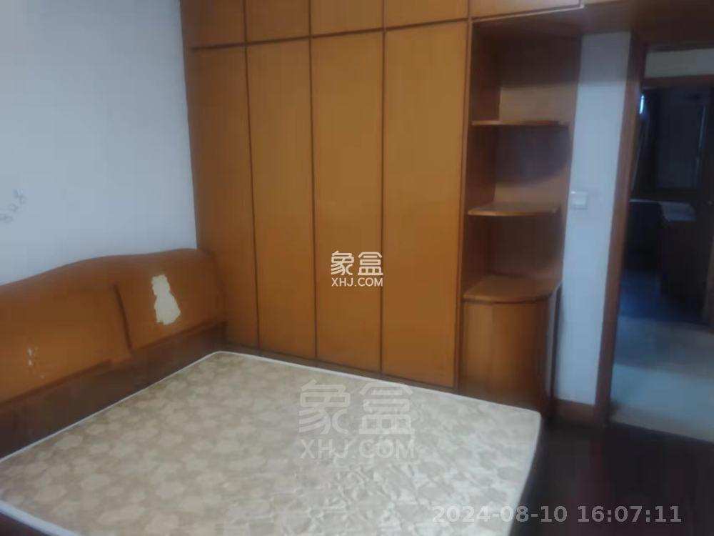 滨江一村  4室2厅1卫   1500.00元/月室内图