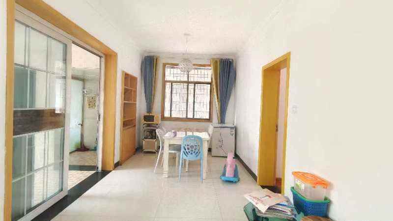 仁和小区 3室2厅1卫 1200.0元/月 仁和小区 3室2厅1卫 1200.0元/月室内图