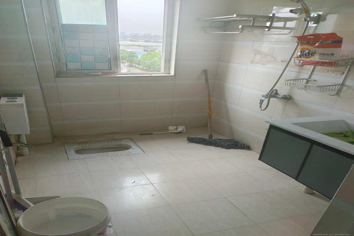 东业苹果社区  3室2厅1卫    1800.0元/月室内图