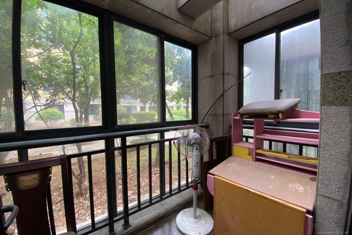绿城桂花城  2室2厅1卫   2600.00元/月室内图