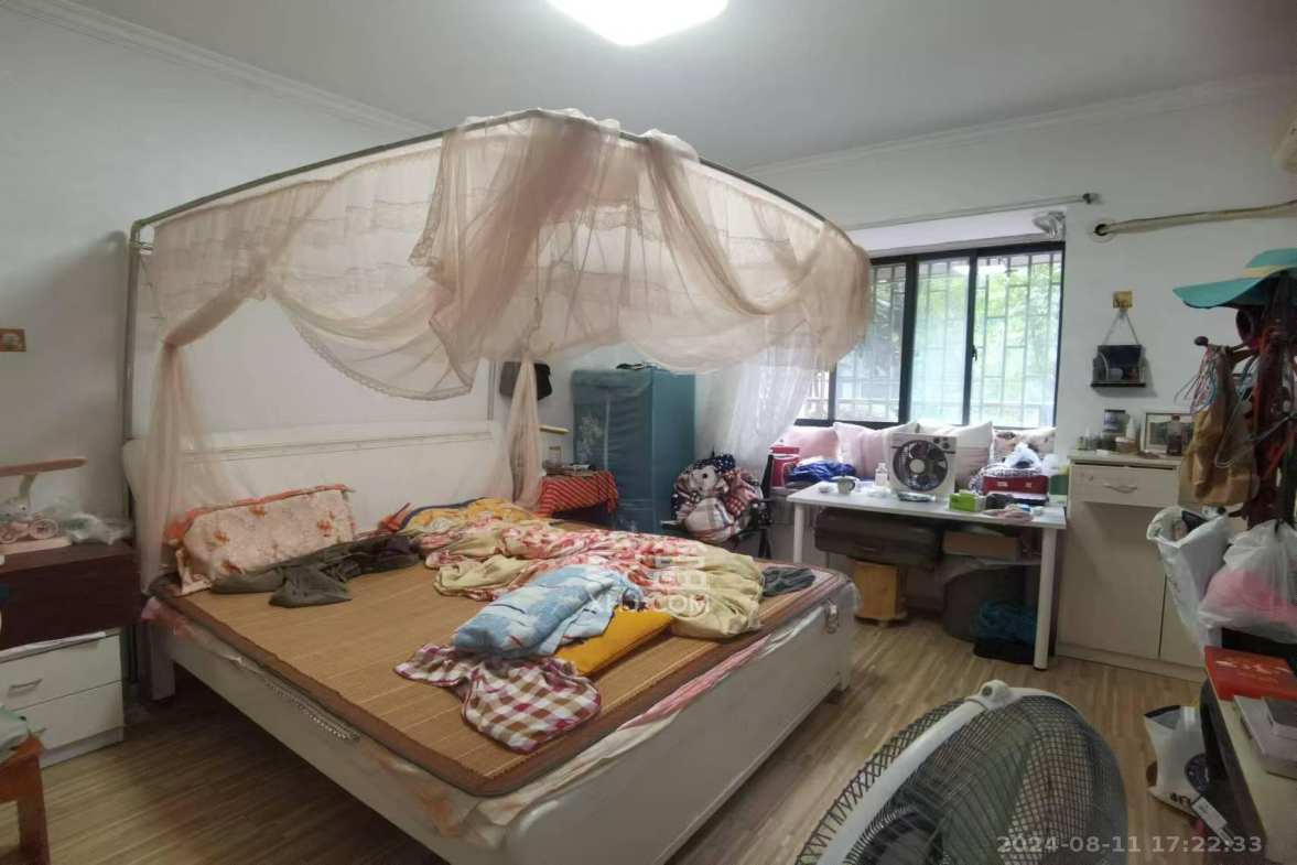 纳帕溪谷  3室2厅2卫    49.8万室内图