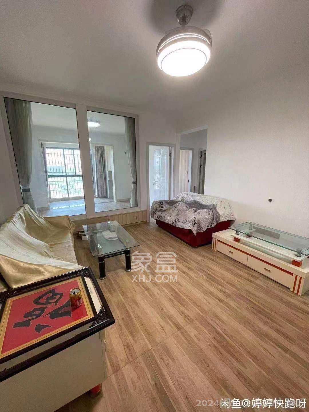 洋湖明园一期  2室1厅1卫   2200.00元/月室内图1