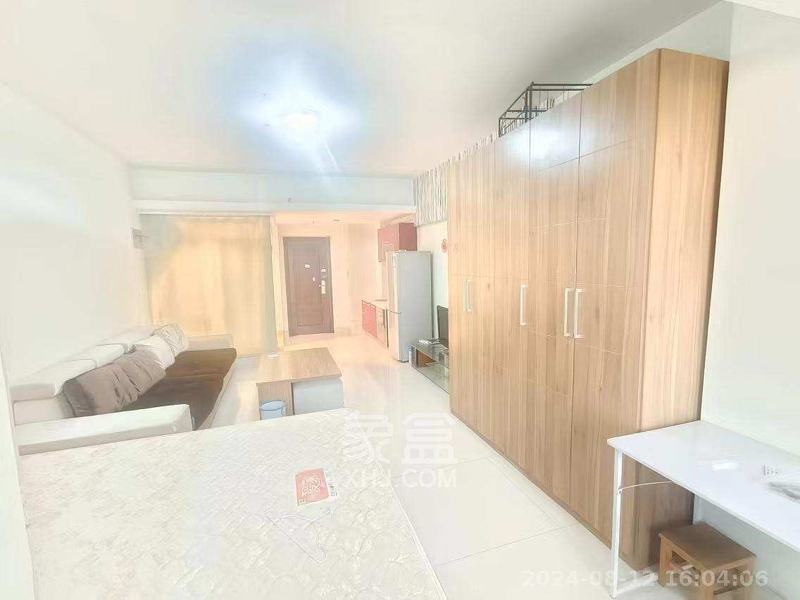 七彩丽都  1室1厅1卫   2400.00元/月室内图