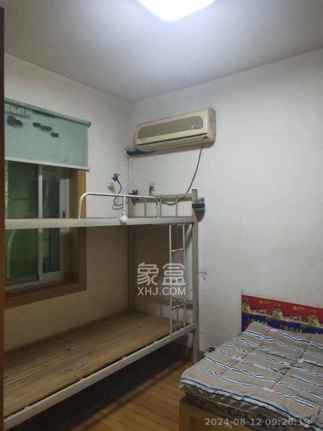 南天花园  3室2厅1卫   3000.00元/月室内图