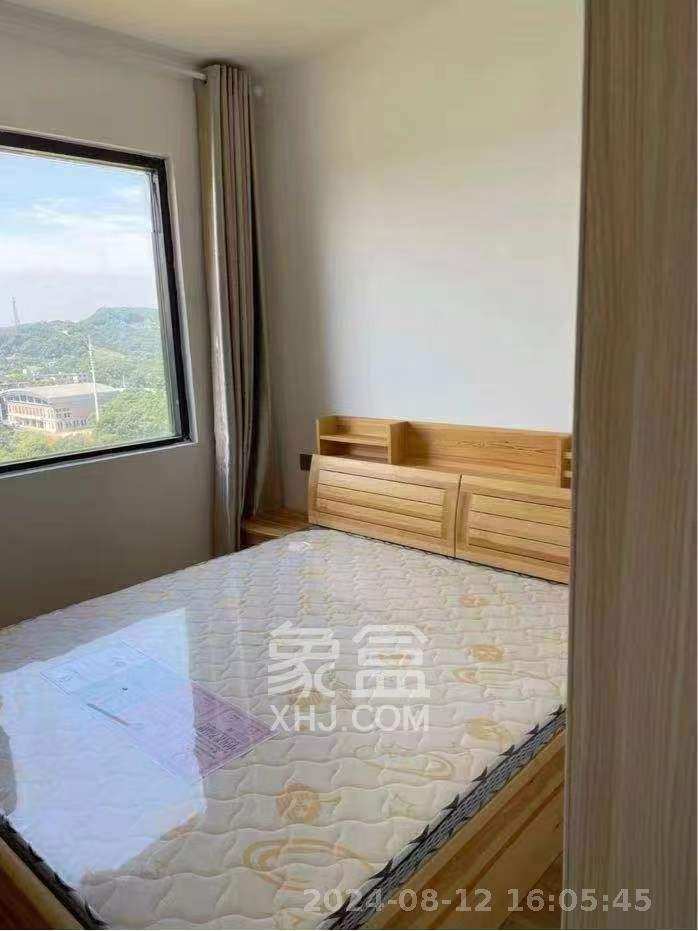 洋湖明园一期  2室1厅1卫   2200.00元/月室内图