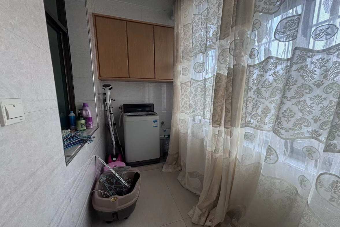 桃花仑大渡口社区  3室2厅2卫   1380.00元/月室内图