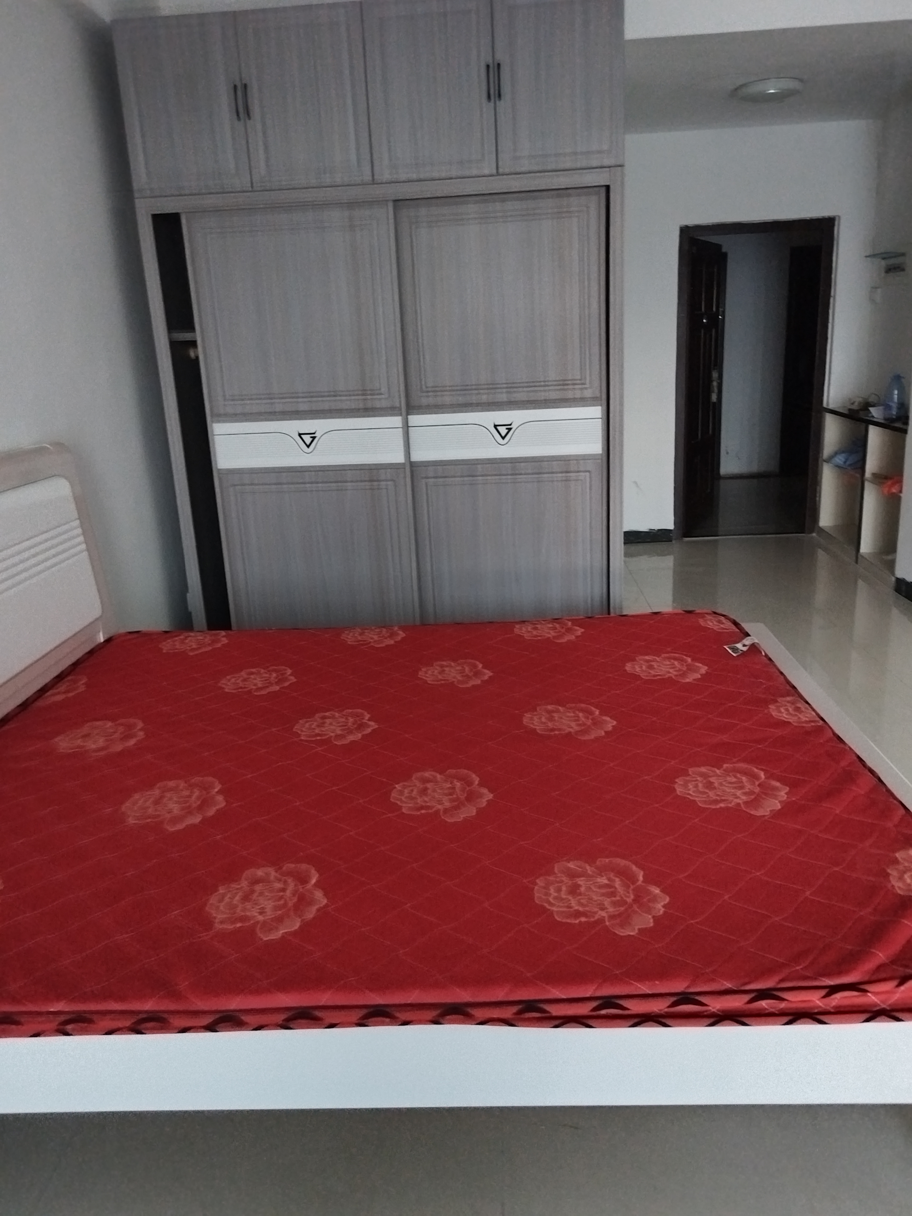 大汉精品建材城  1室0厅0卫    18.0万