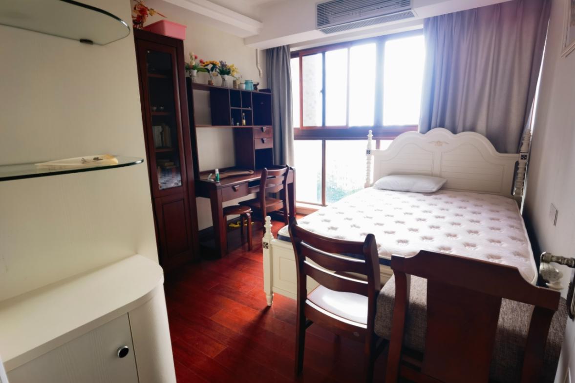 丽冠雅居  3室2厅2卫   430.00万室内图