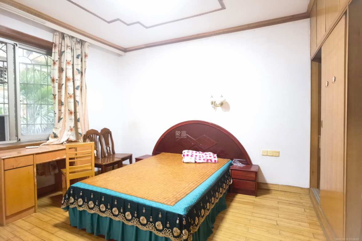 长沙师范教职工宿舍  2室1厅1卫   2300.00元/月室内图