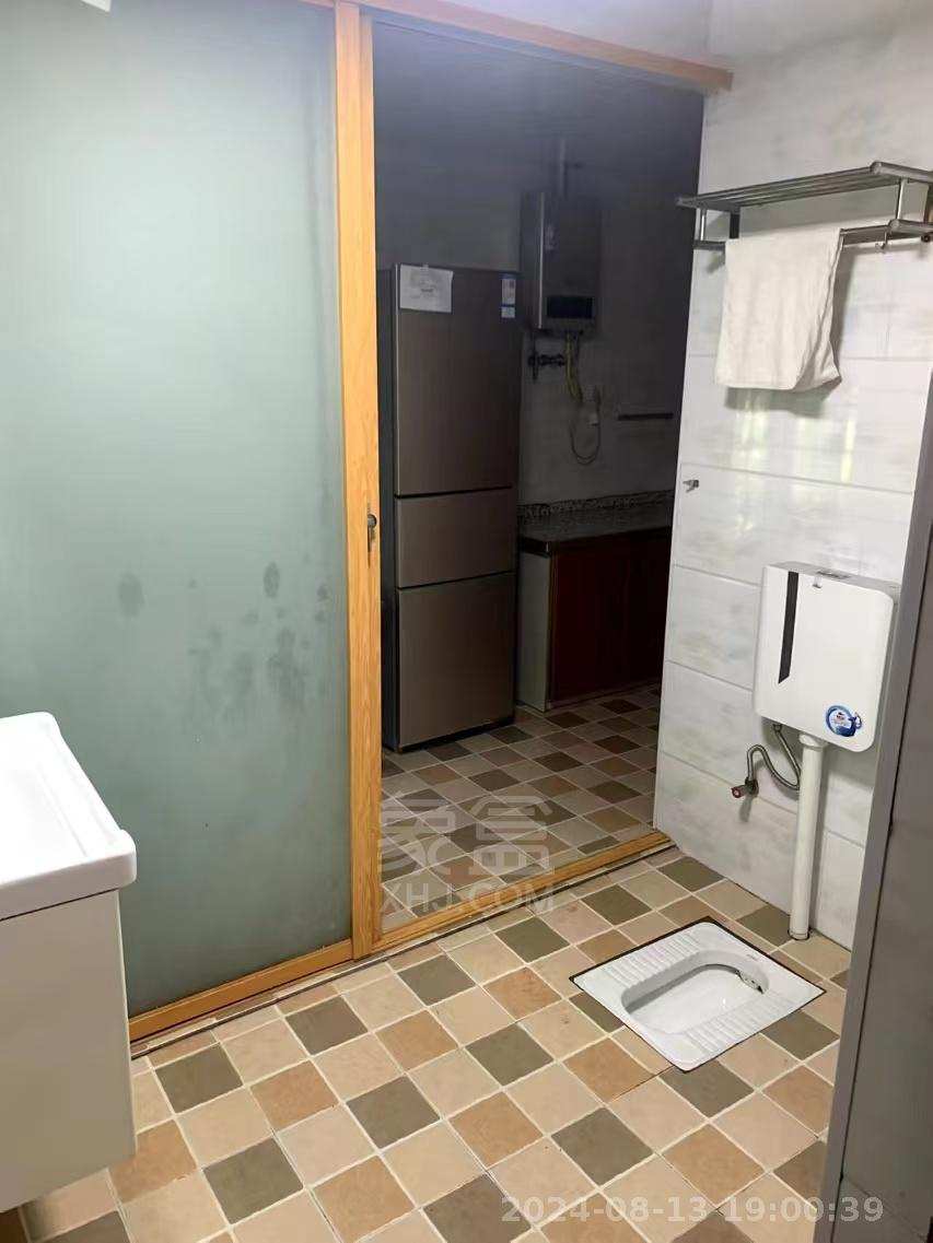 兴湖家园  2室2厅1卫   1500.00元/月室内图