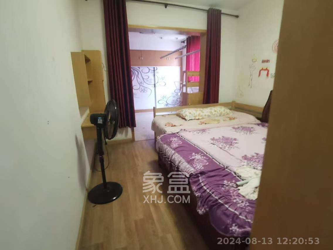 军分区东方明珠  4室2厅2卫   55.00万室内图