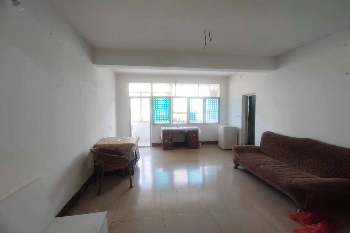 娄底市供销大院家属楼 2室1厅1卫 680.0元/月 娄底市供销大院家属楼 2室1厅1卫 680.0元/月室内图