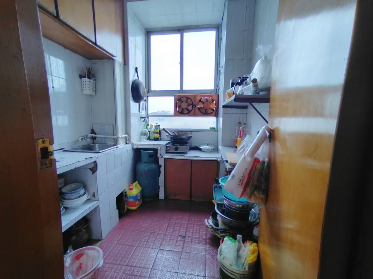 银桥小区  2室2厅1卫    27.8万