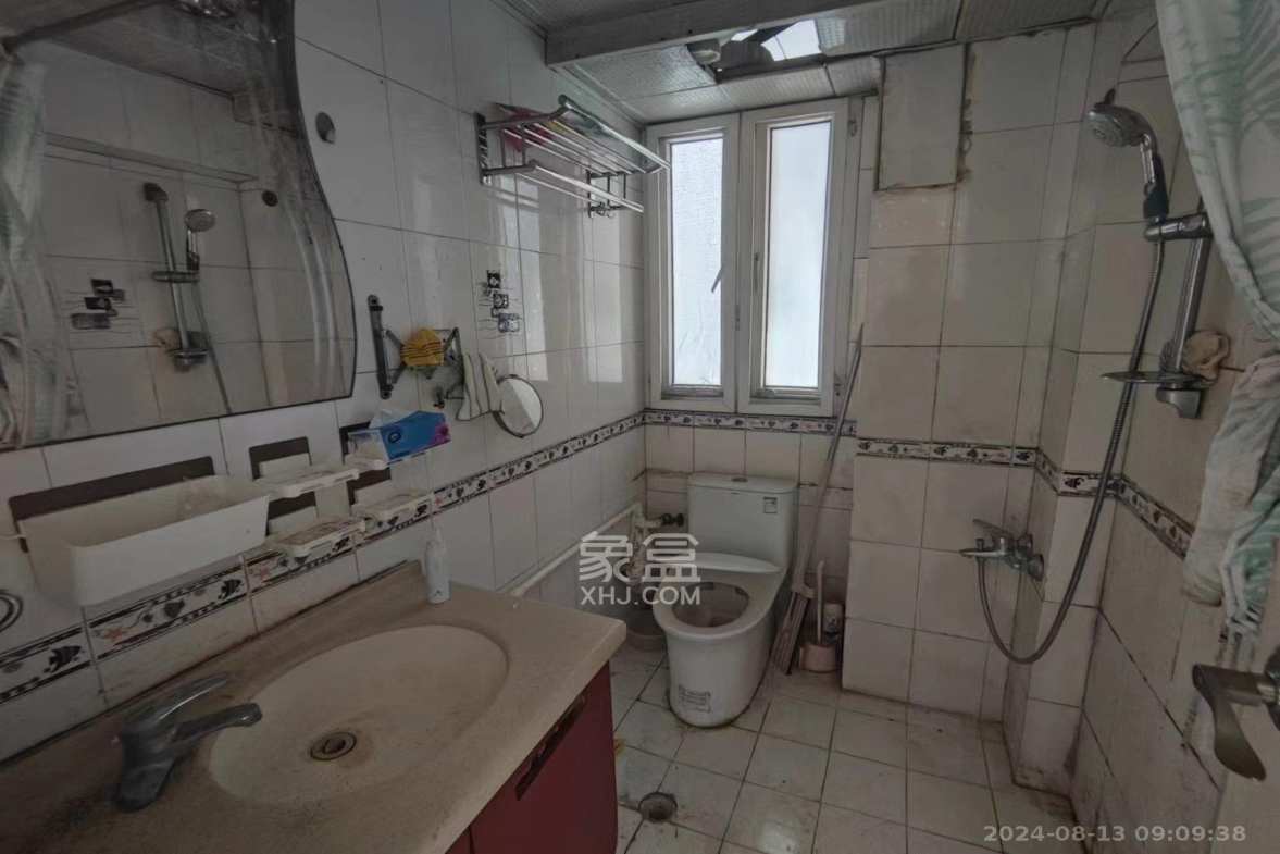 金科园  2室2厅1卫    1900.0元/月室内图1