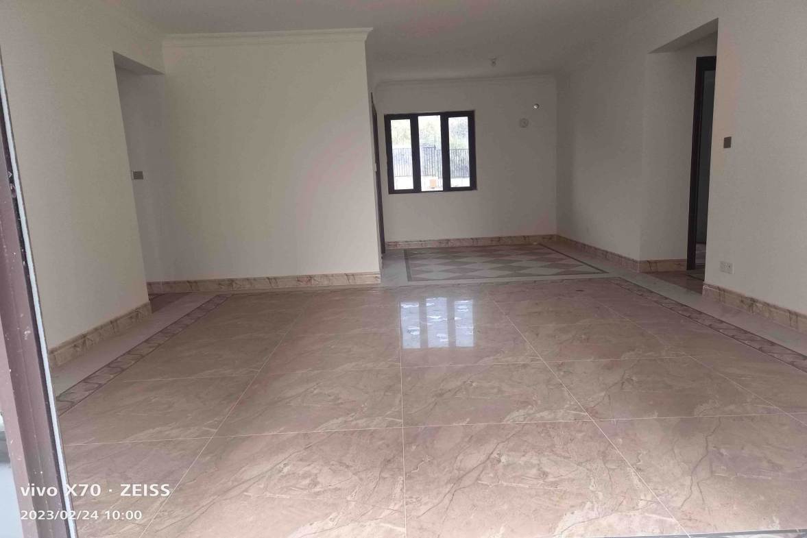 碧桂园豪园-二期  4室2厅1卫    1800.0元/月室内图