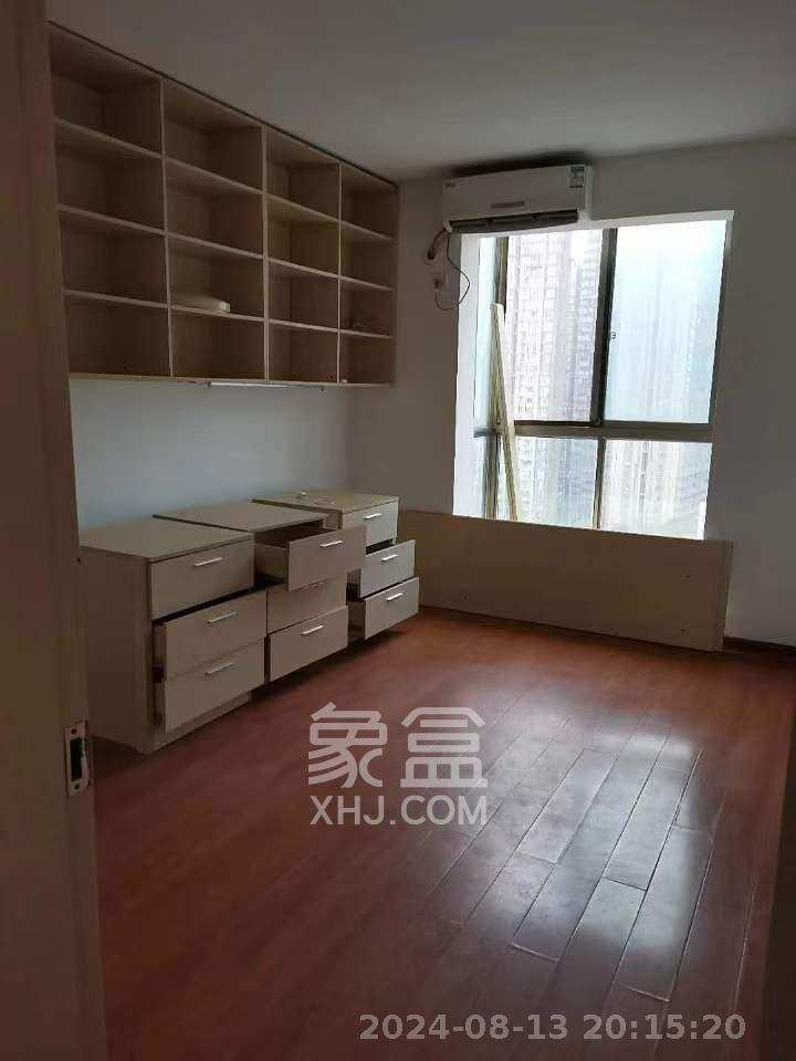都市金领  3室2厅1卫   2800.00元/月室内图